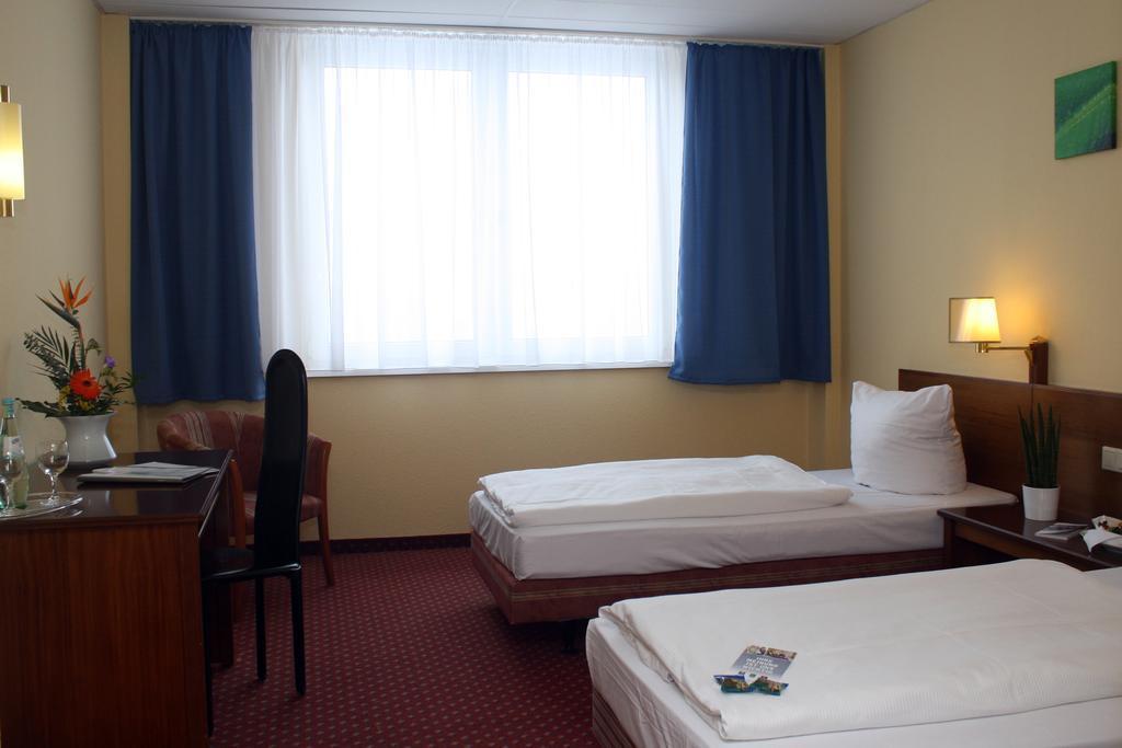Quick Hotel Dresden West Kesselsdorf Luaran gambar