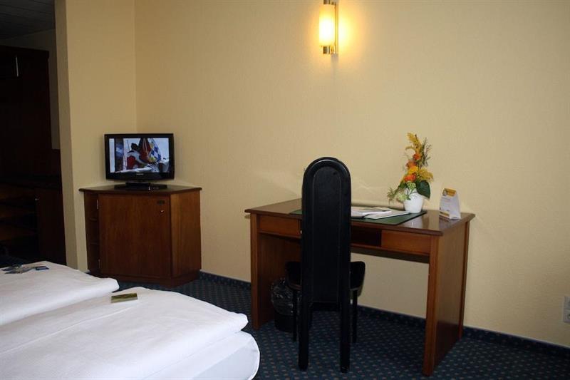 Quick Hotel Dresden West Kesselsdorf Luaran gambar